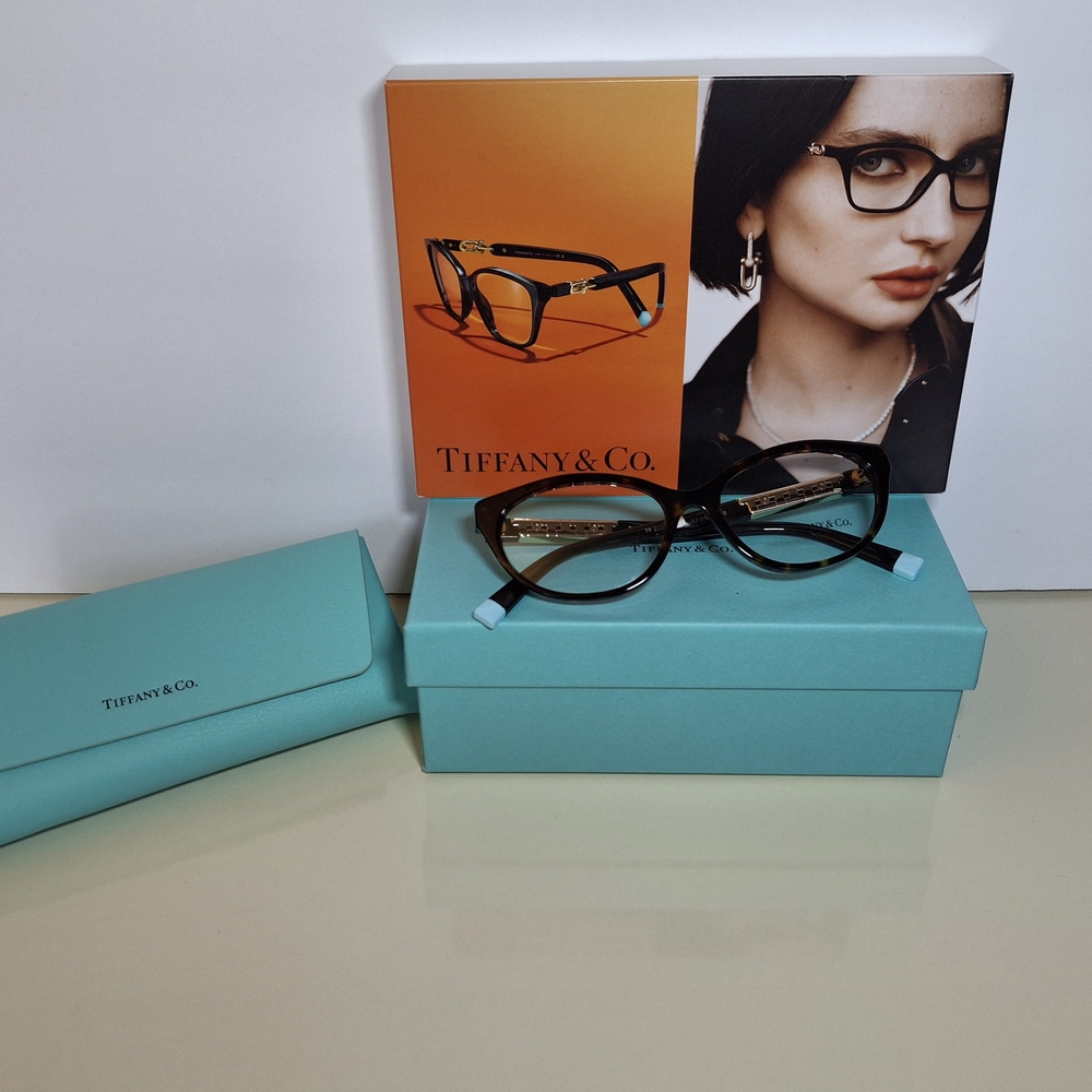 Tiffany & Co. Black and Gold Women's Glasses